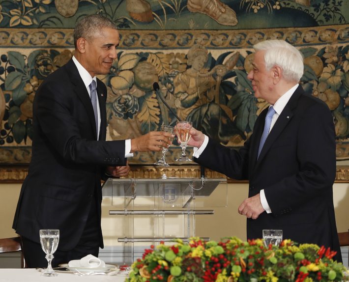 President Barack Obama and Greek President Prokopis Pavlopoulos toast during a State Dinner at the Presidential Mansion, Tuesday, Nov. 15, 2016. (AP Photo/Pablo Martinez Monsivais)