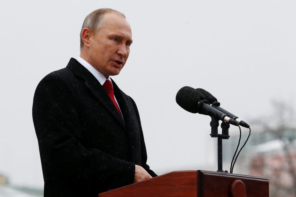 Russian President Vladimir Putin delivers a speech during a ceremony to unveil a monument of grand prince Vladimir I, who initiated the christianization of Kievan Rus' in 988AD, on National Unity Day in central Moscow, Russia, November 4, 2016. REUTERS/Sergei Karpukhin