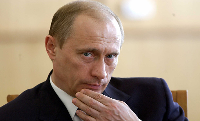 Vladimir Putin foi acusado de ter hackeado informações digitais do Partido Democrata e de sua candidata, Hillary Clinton (Foto: Reuters)