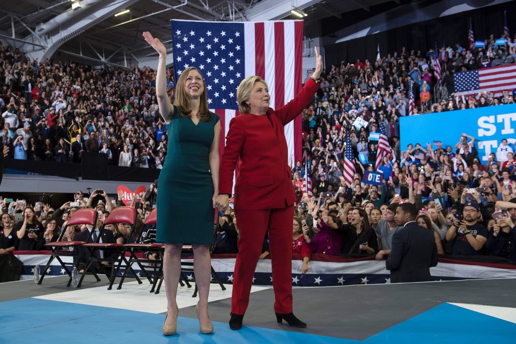 Chelsea Clinton tem papel influente nos bastidores da campanha de Hillary Clinton (Foto: Brendan Smialowski/ AFP)