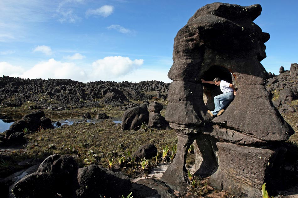 Obras de arte: Formações rochosas do Monte Kukenán. Foto: PAULO LIEBERT/AE