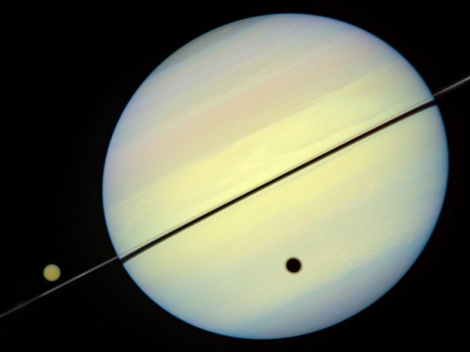 Sombra de Titan. Foto: Nasa, AEE