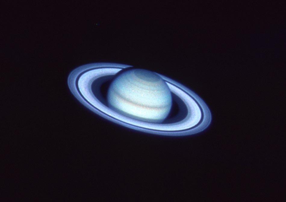 Cores azuladas de Saturno. Foto: Nasa, AEE