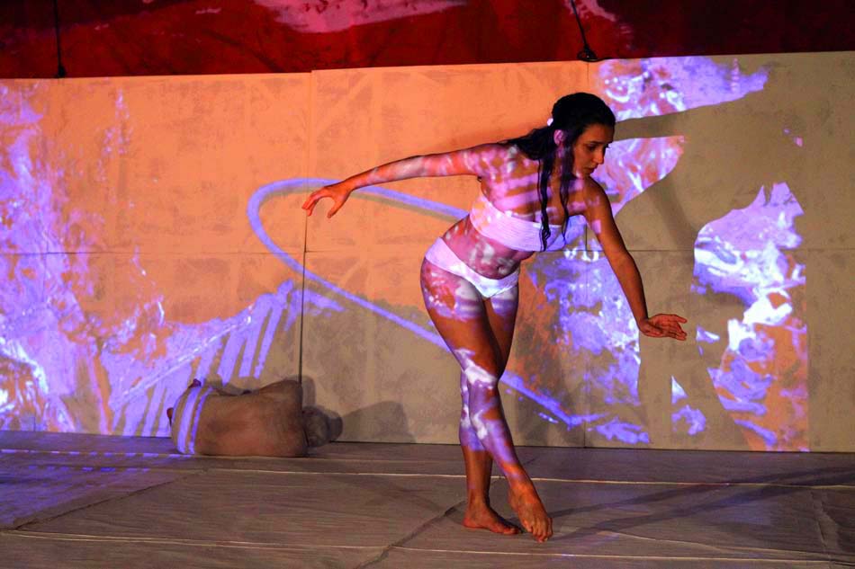 Tadashi é discípulo de Kazuo Ohno, dançarino e coreógrafo japonês, considerado um mestre do teatro butô, arte que mistura dança e artes dramáticas. São Paulo, 30/07/10. Foto: Evelson de Freitas/AE
