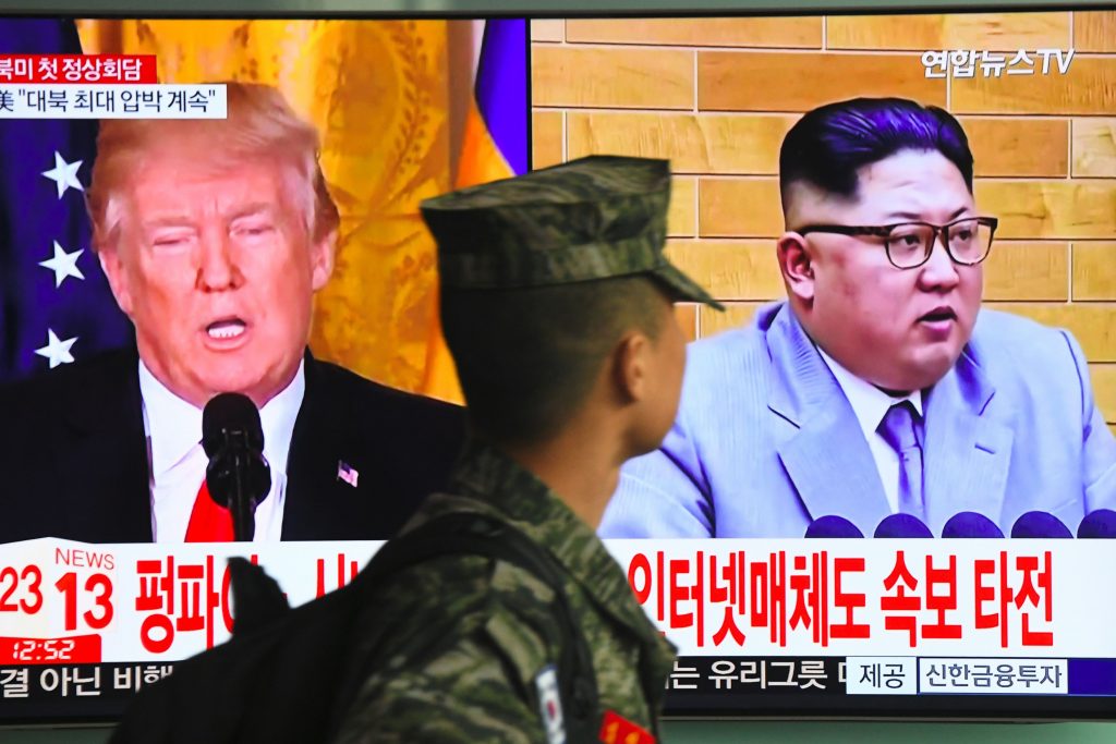 O ditador da Coreia do Norte, Kim Jong-un, convidou Donald Trump para uma reunião e o presidente americano aceitou (Foto: AFP PHOTO/KCNA VIA KNS)