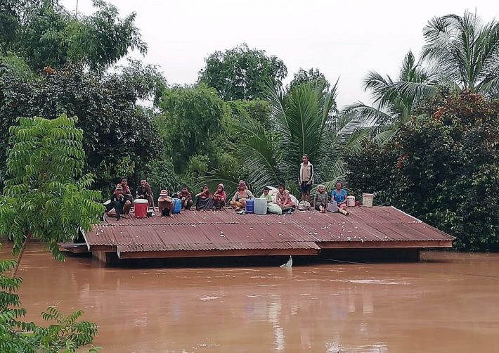 rompimento de represa no laos